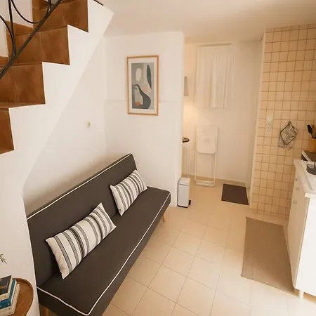 Apartment Lefkes With Village Views